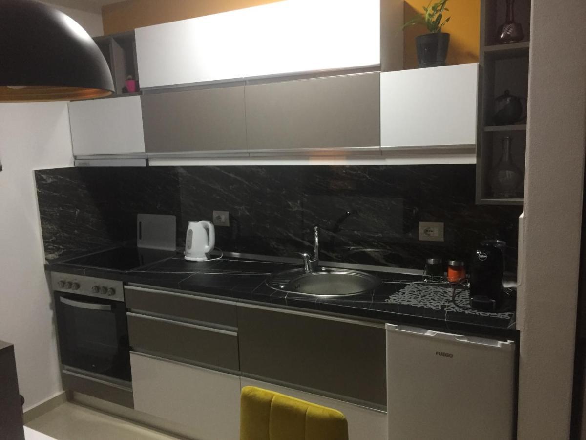 Best Apartment Pogradec Eksteriør billede