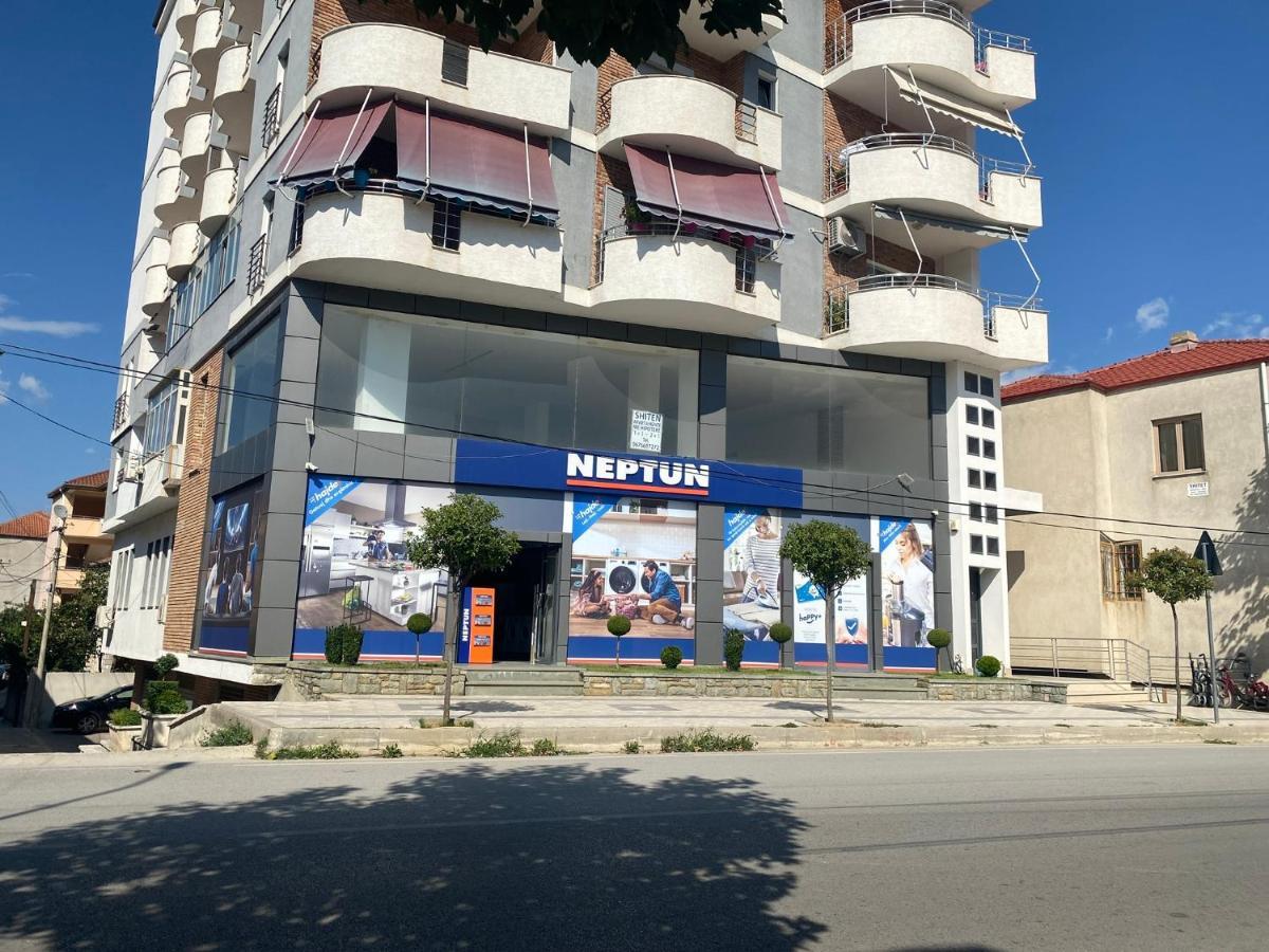 Best Apartment Pogradec Eksteriør billede
